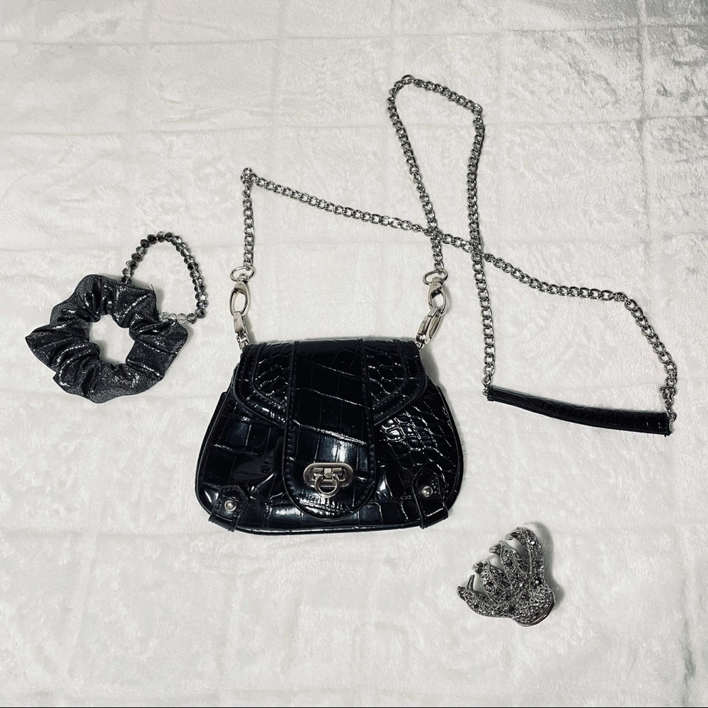 Kristine Accessories Mini Purse with Chain Strap in Croc Faux Leather Black - Picture 3 of 5